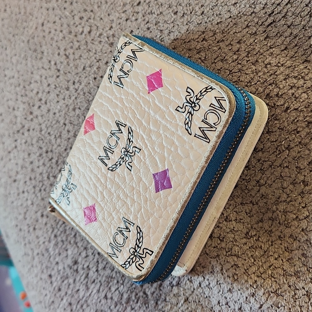 MCM wallet